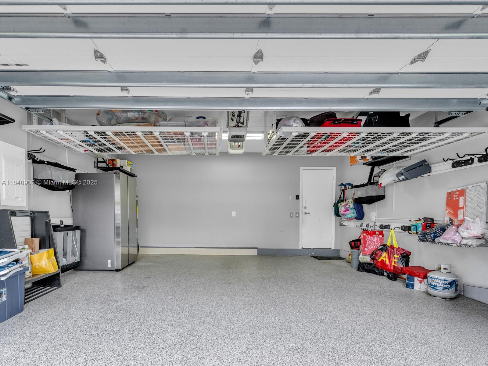 933 Falling Water Rd