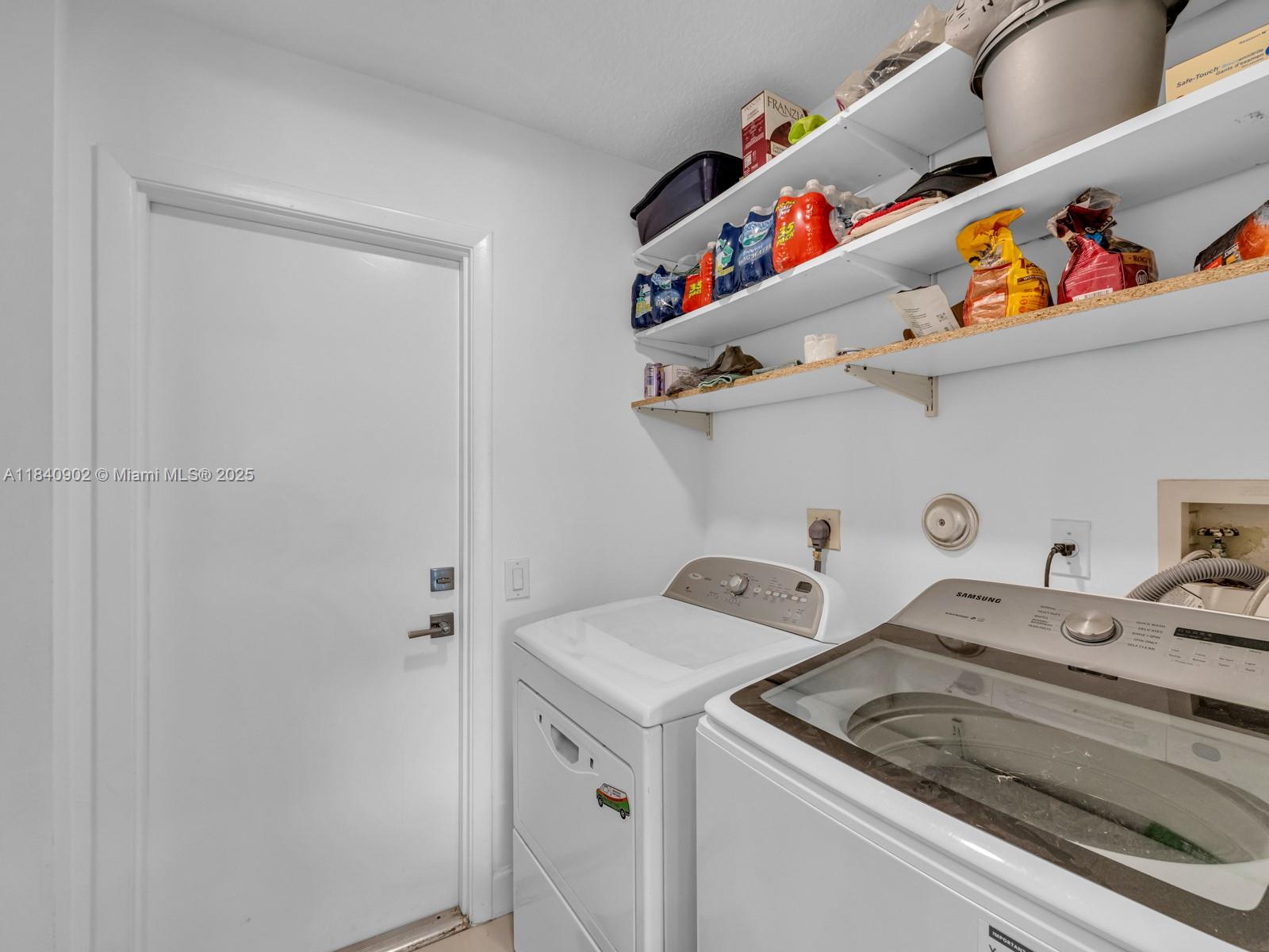 933 Falling Water Rd