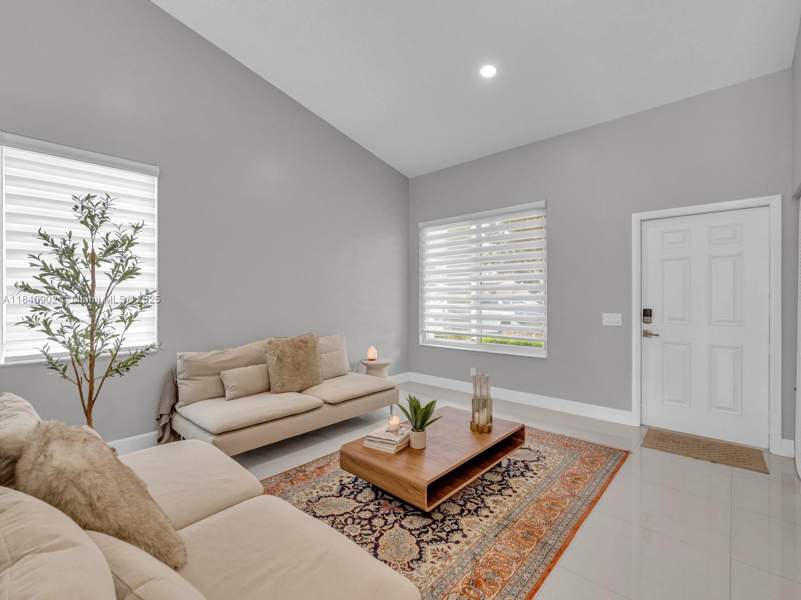 933 Falling Water Rd