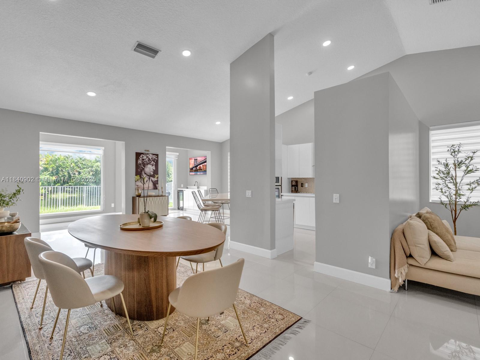 933 Falling Water Rd