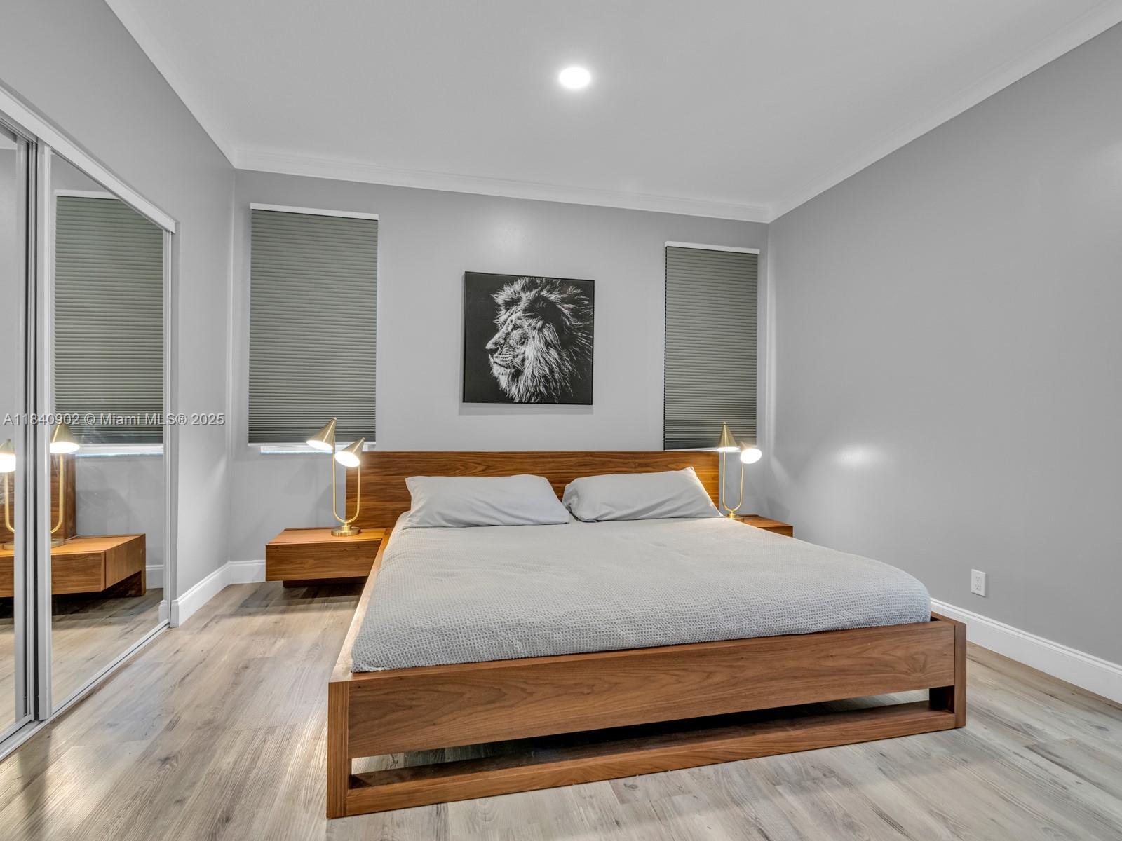 933 Falling Water Rd