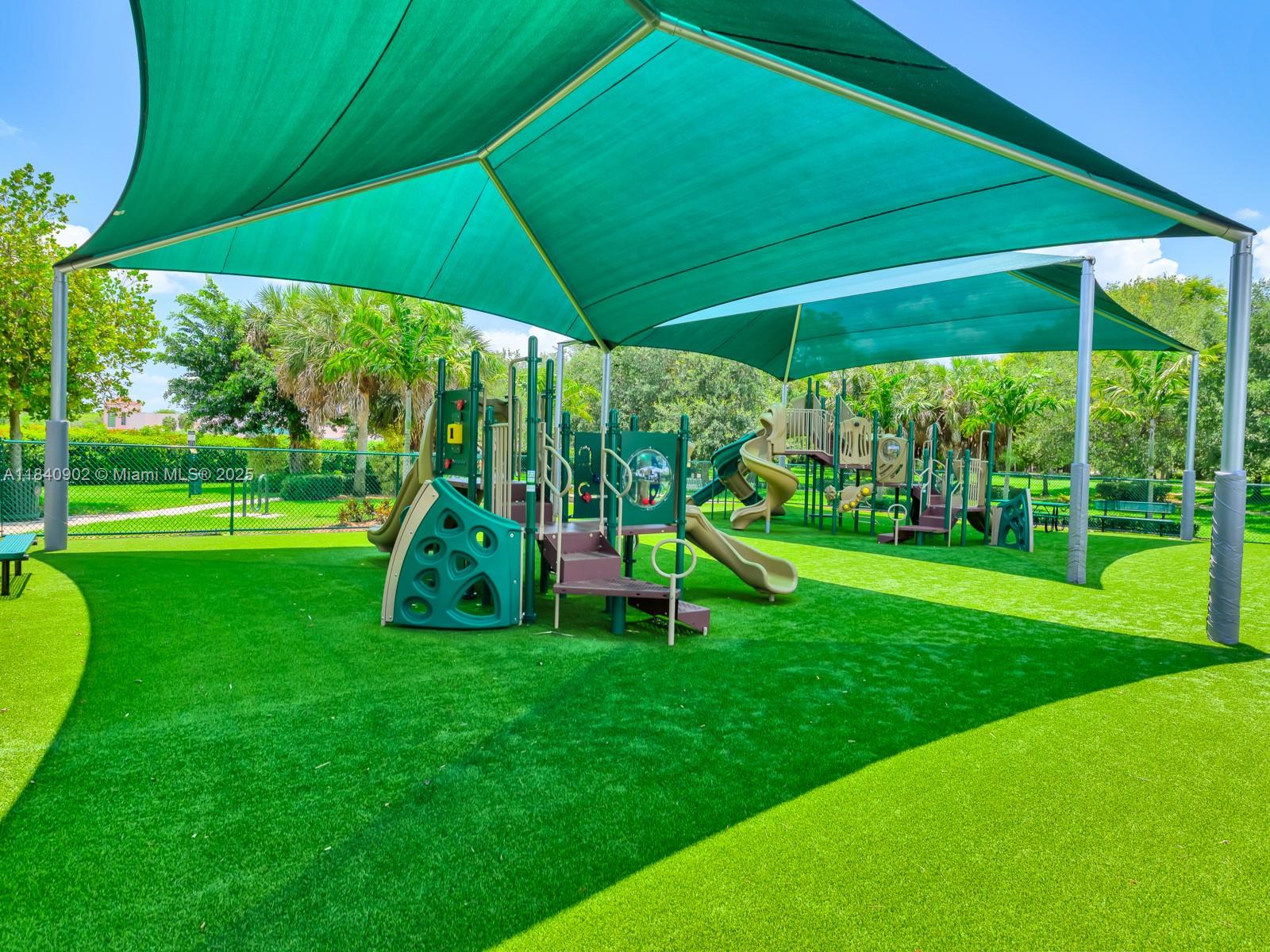 933 Falling Water Rd