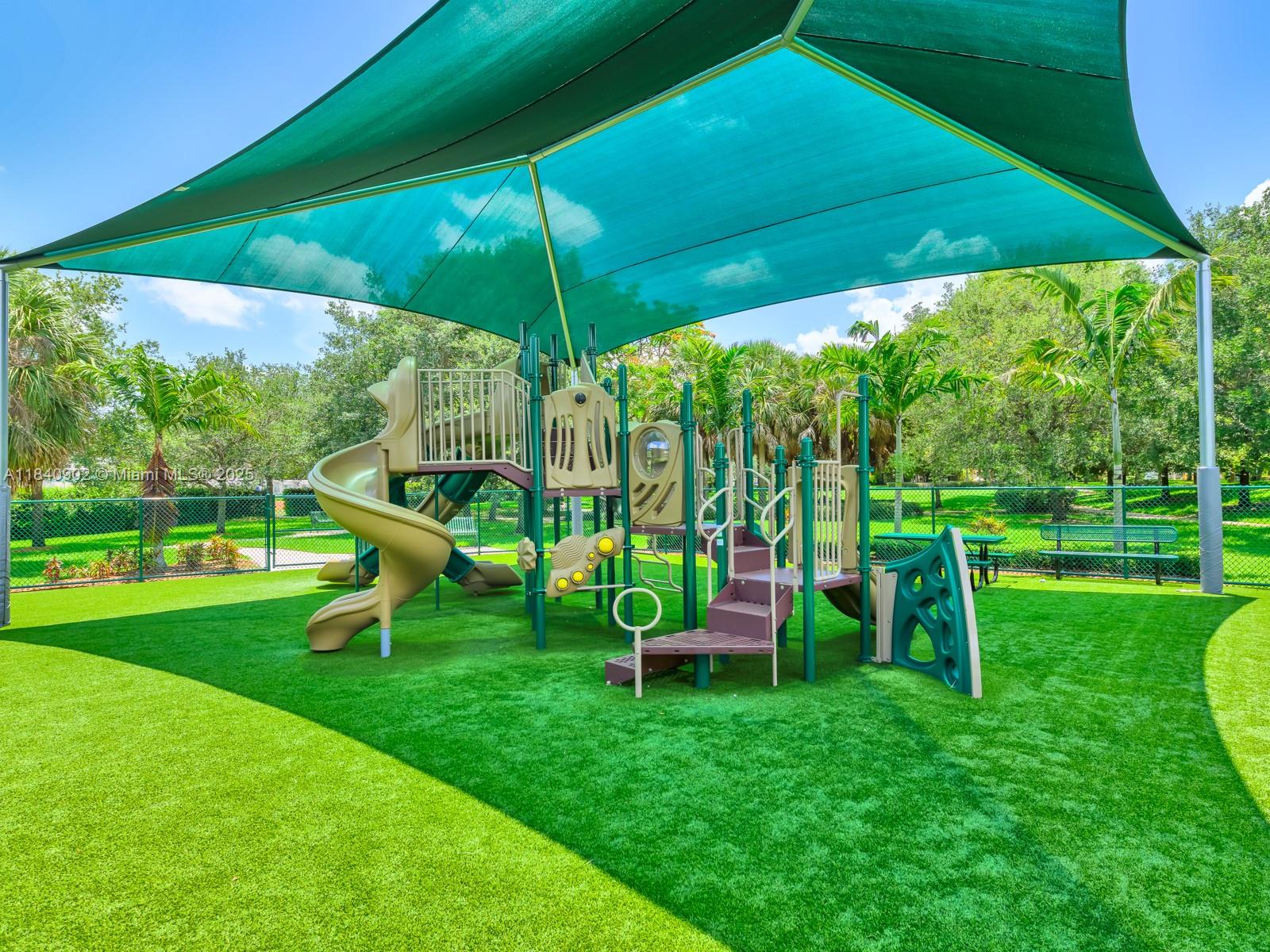 933 Falling Water Rd