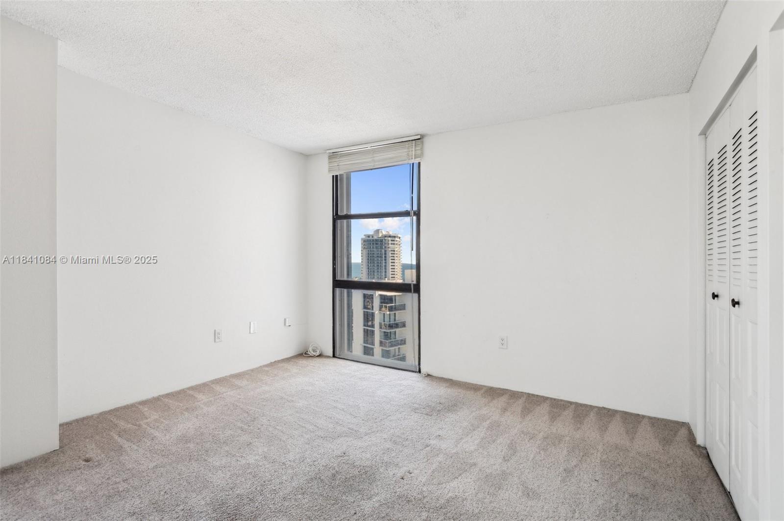 3675 N Country Club Dr # 2502