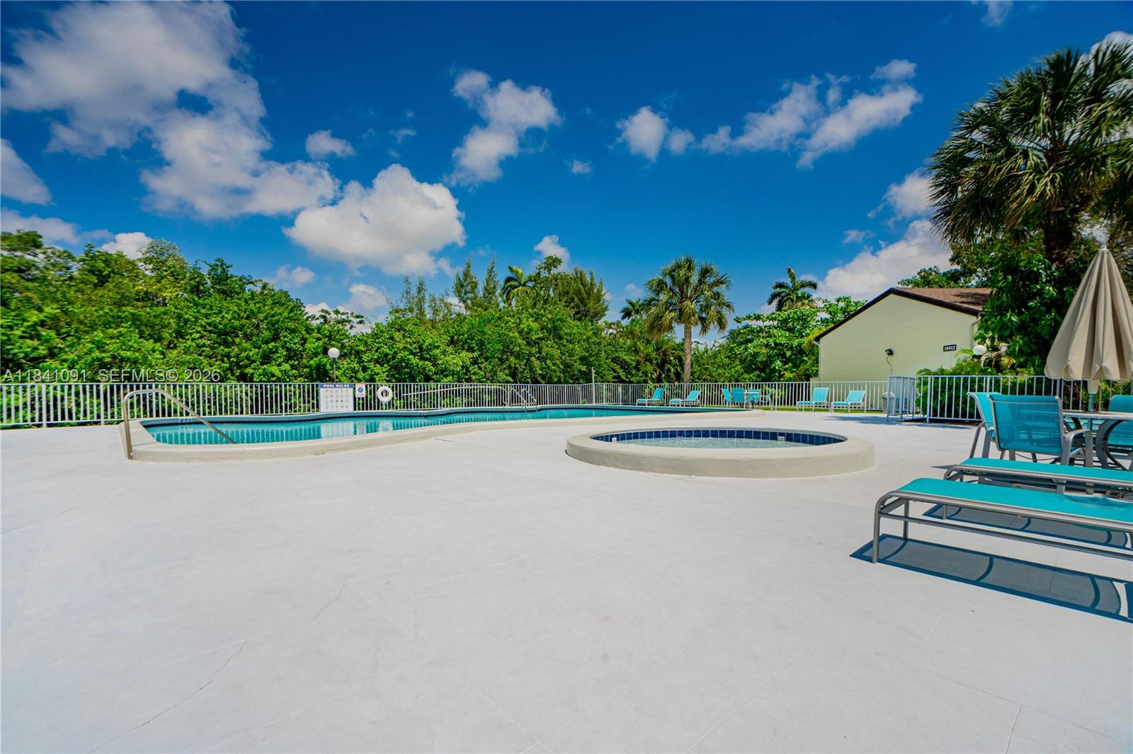 19200 NE 25th Ave # 323C