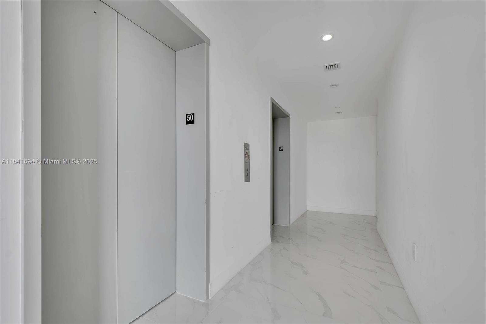 700 NE 24 ST # 5005