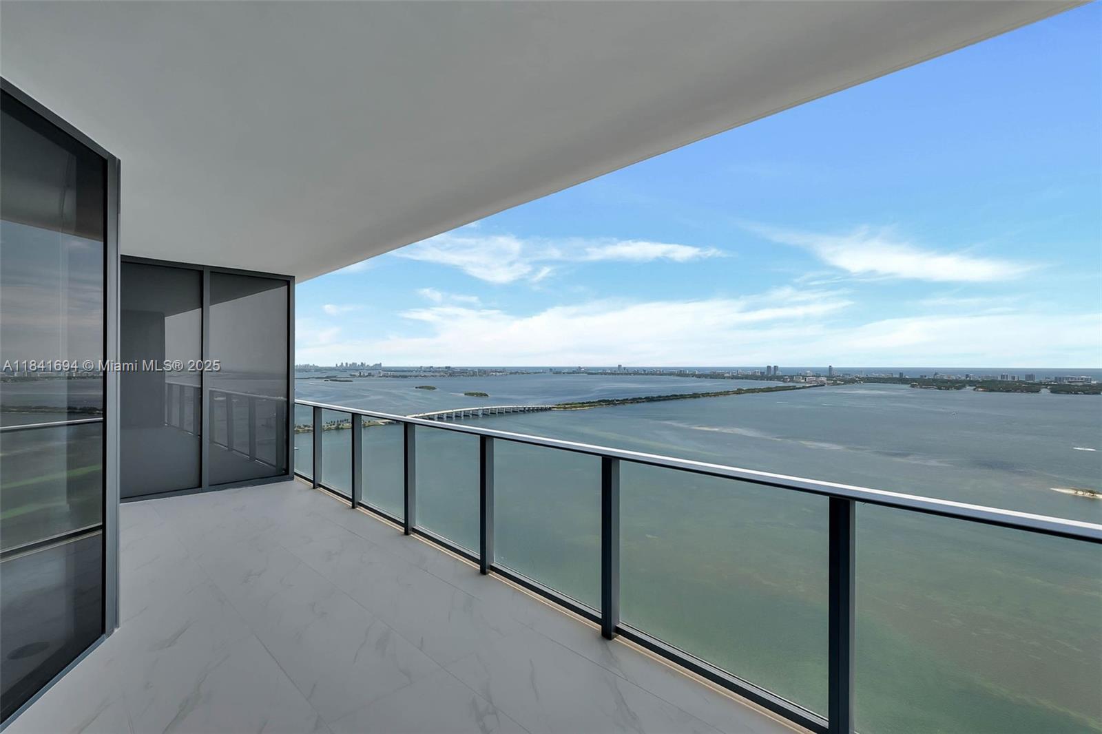 700 NE 24 ST # 5005