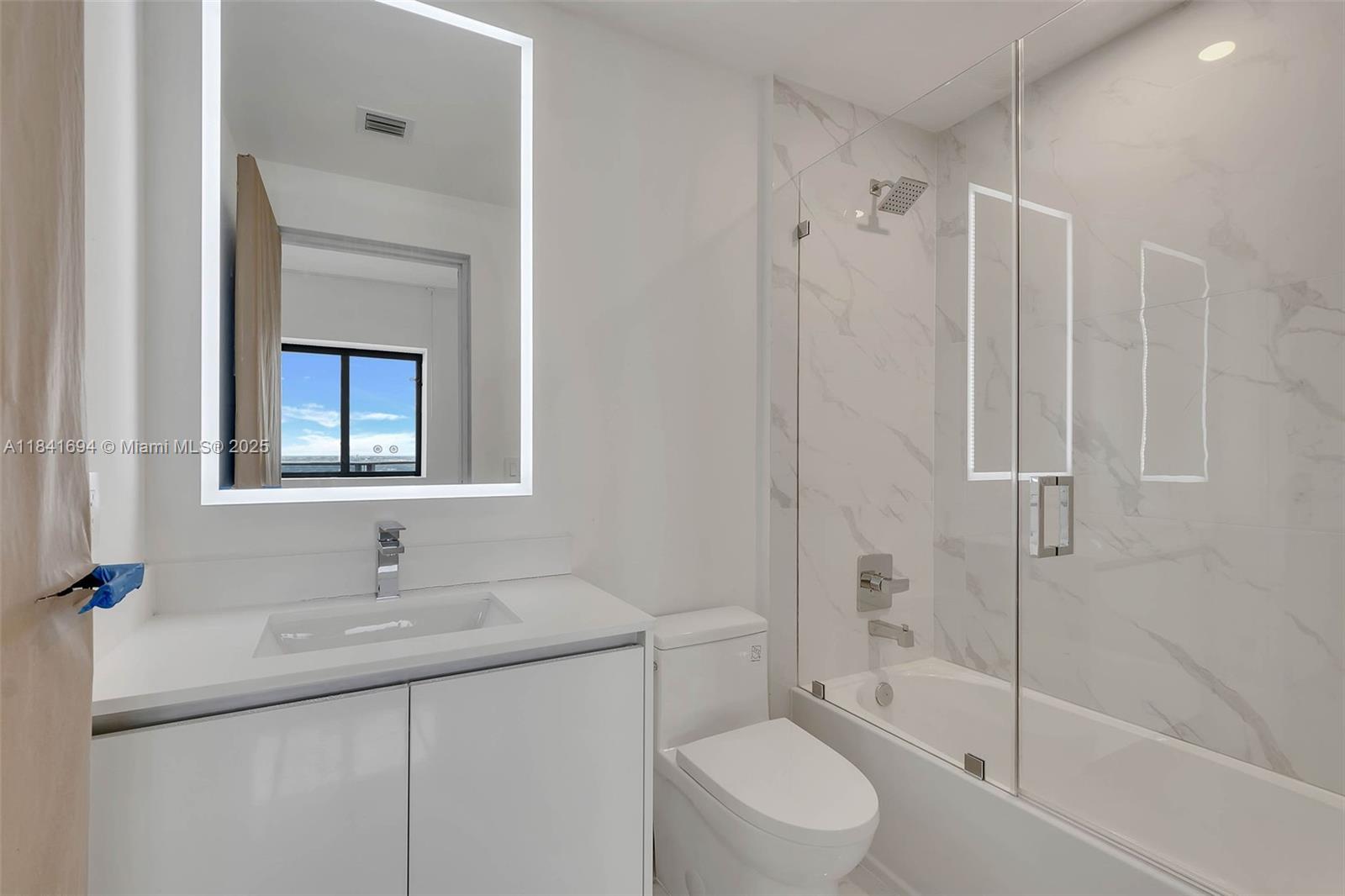 700 NE 24 ST # 5005