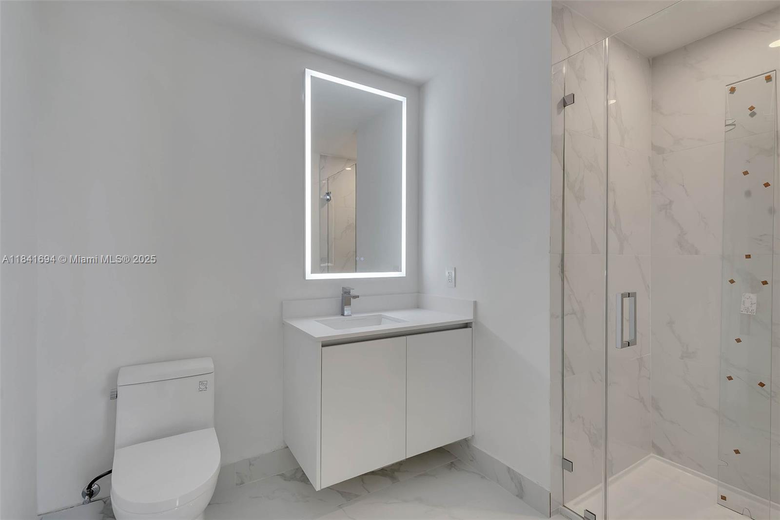 700 NE 24 ST # 5005