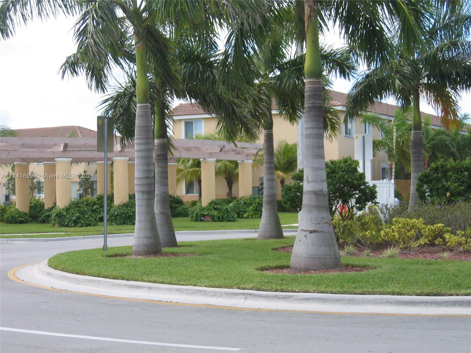 1536 SE 26th St # 105