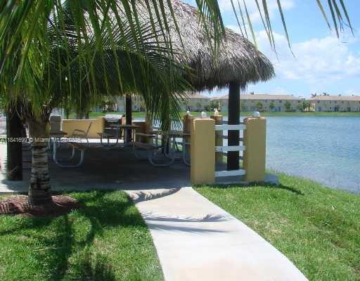 1536 SE 26th St # 105