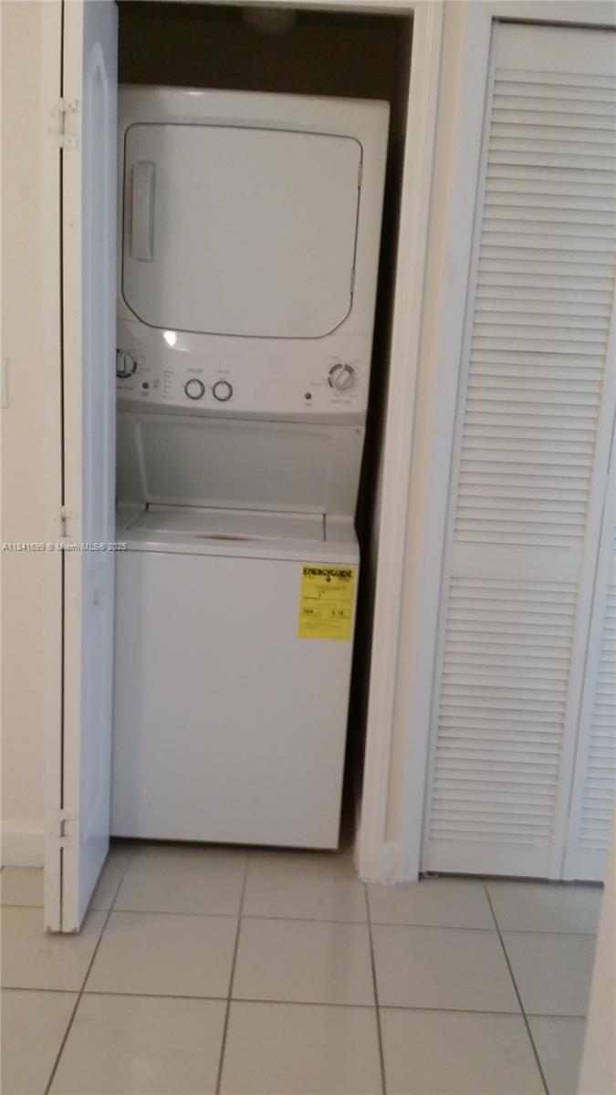 1536 SE 26th St # 105