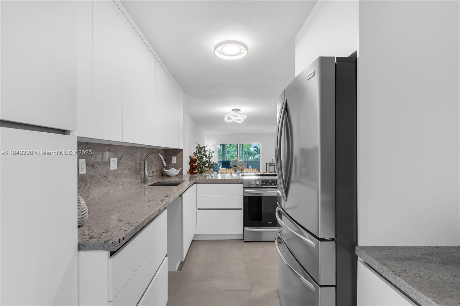 300 Galen Dr # 204