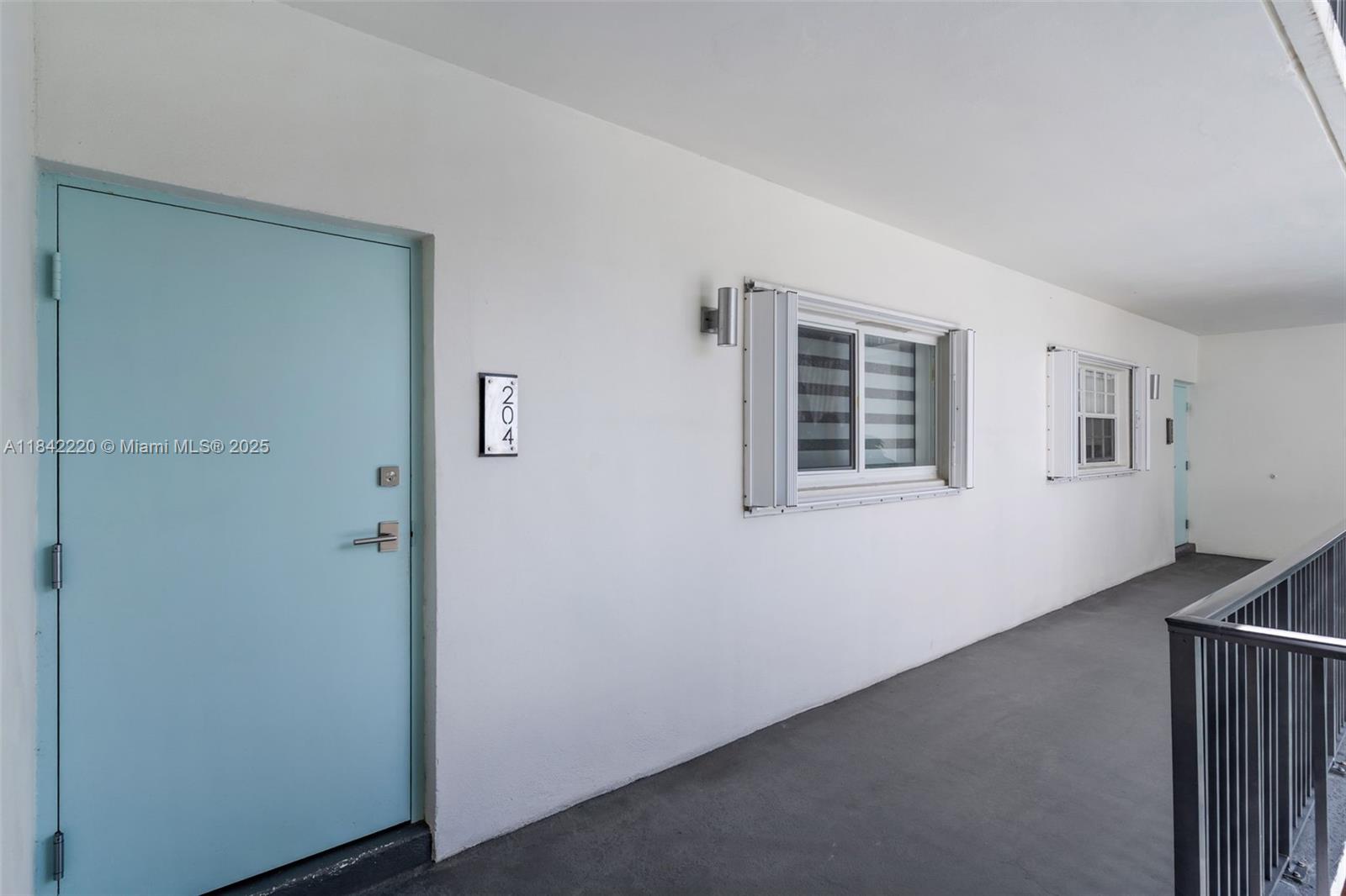 300 Galen Dr # 204