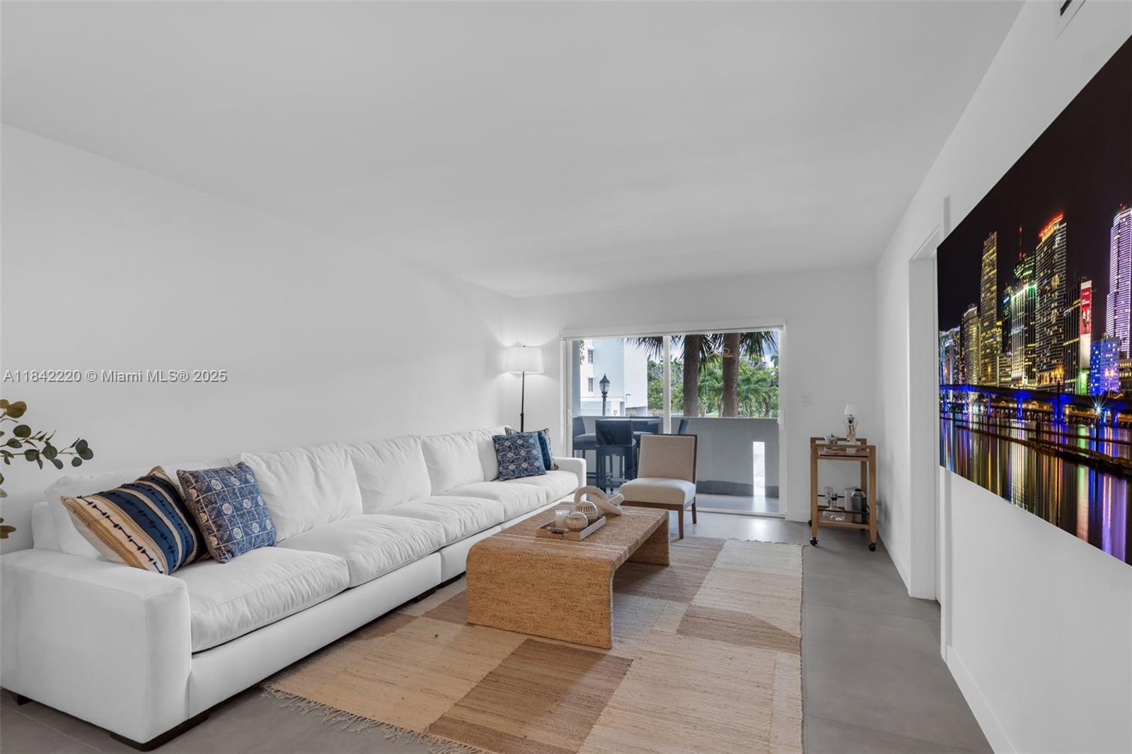 300 Galen Dr # 204