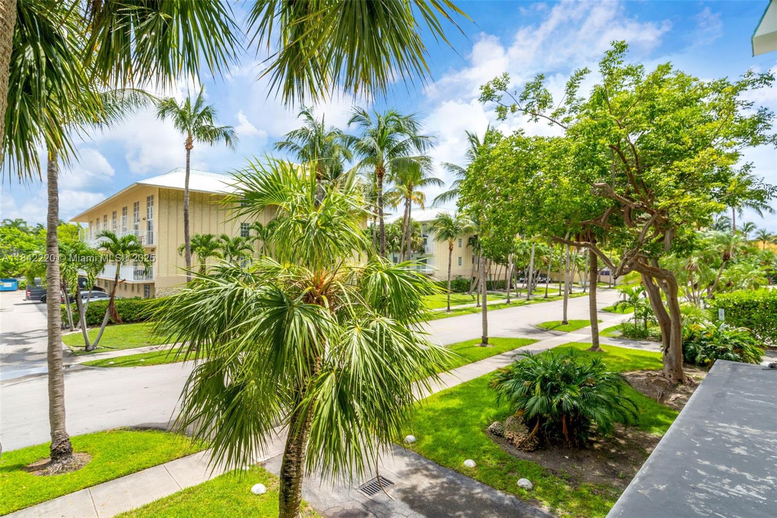 300 Galen Dr # 204
