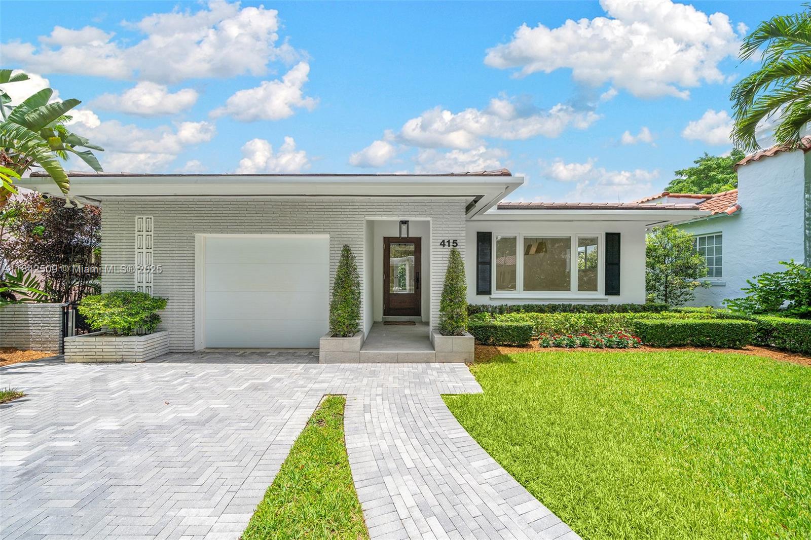 415 Navarre Ave