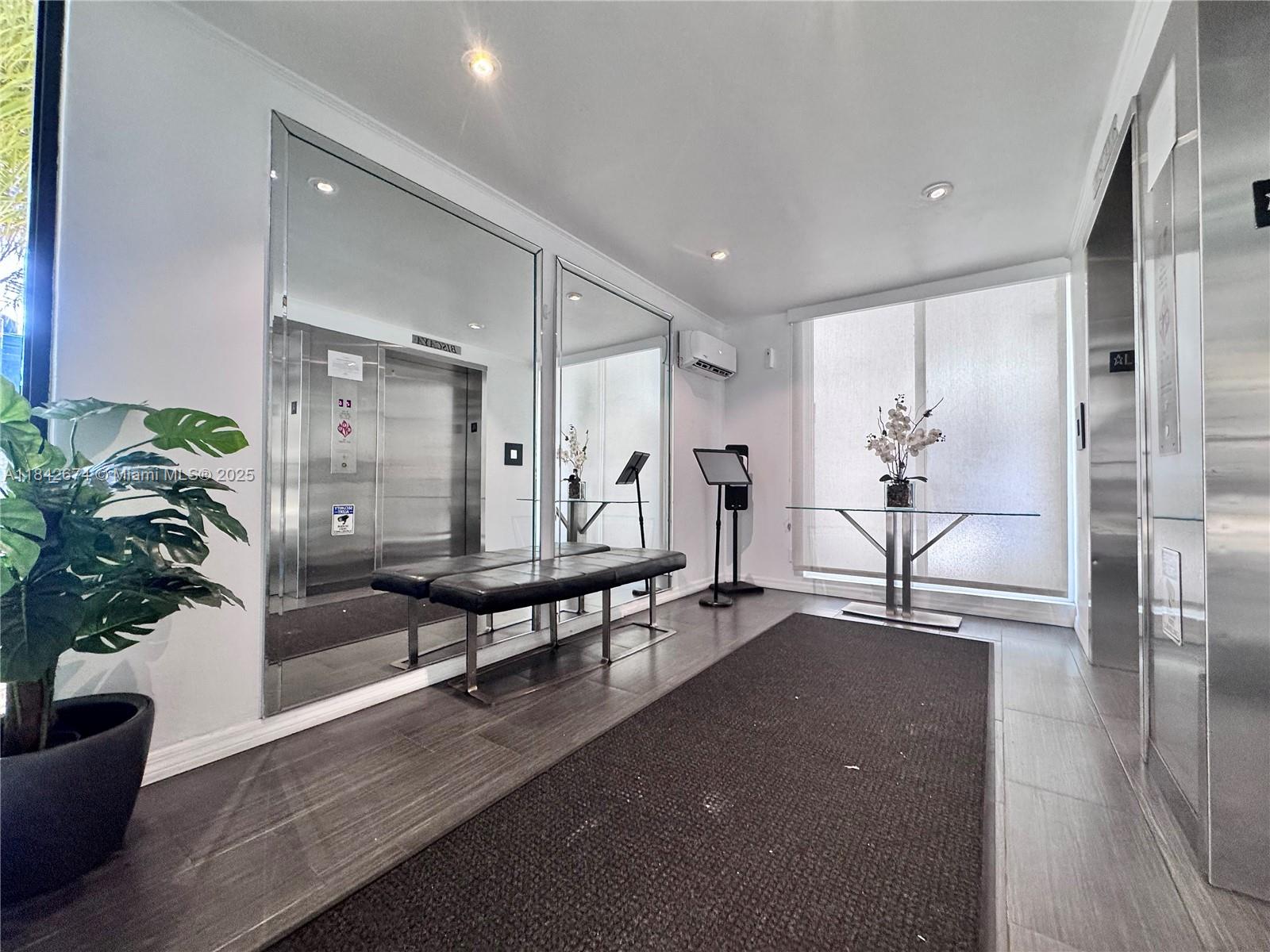 20500 W Country Club Dr # 210