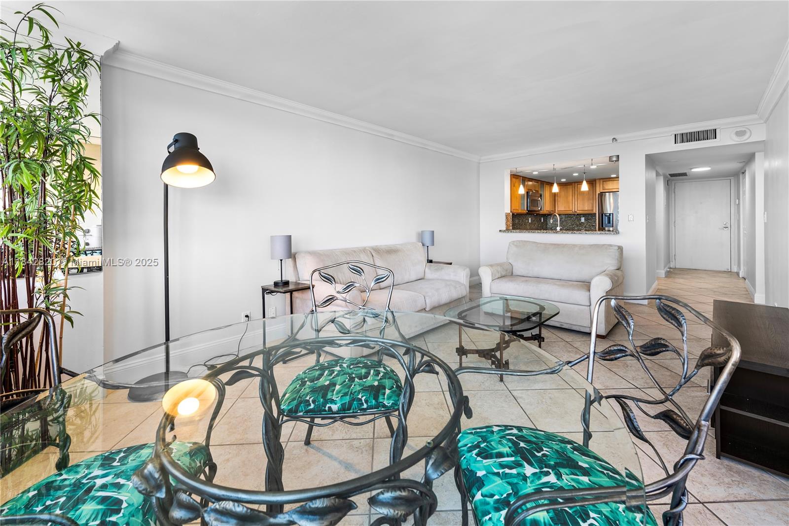 2555 Collins Ave # 2306