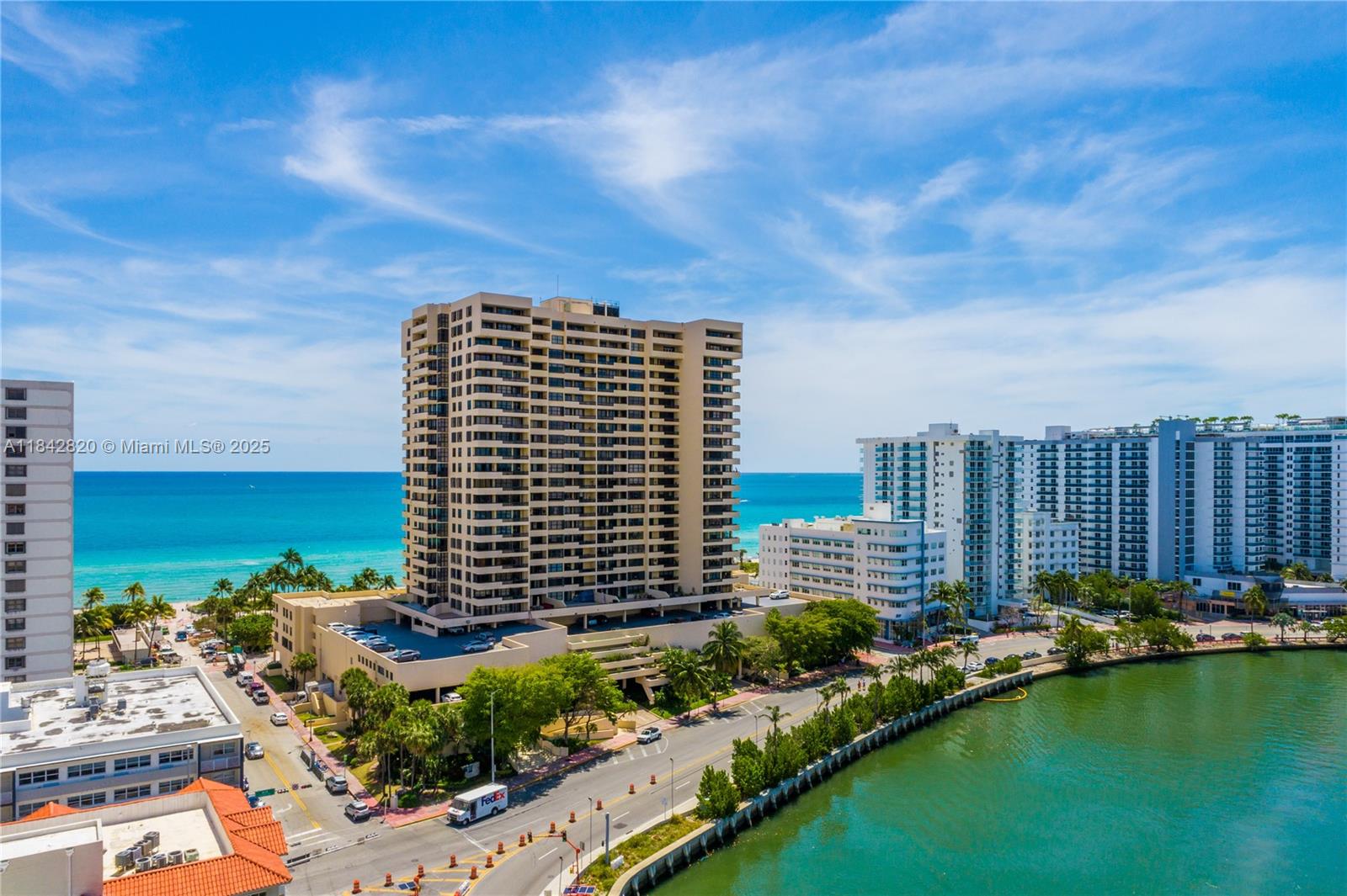 2555 Collins Ave # 2306