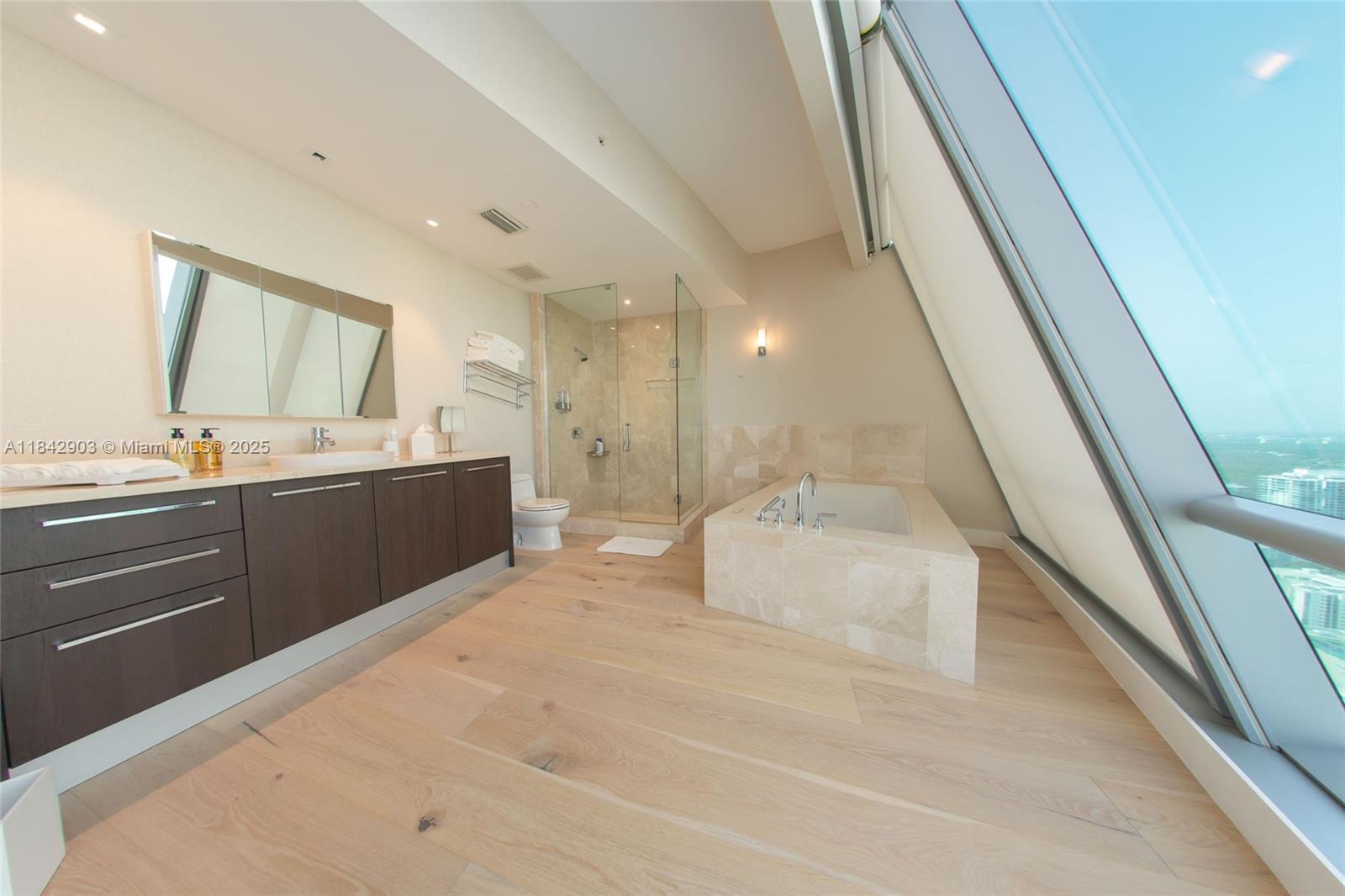 17121 Collins Ave # 4803