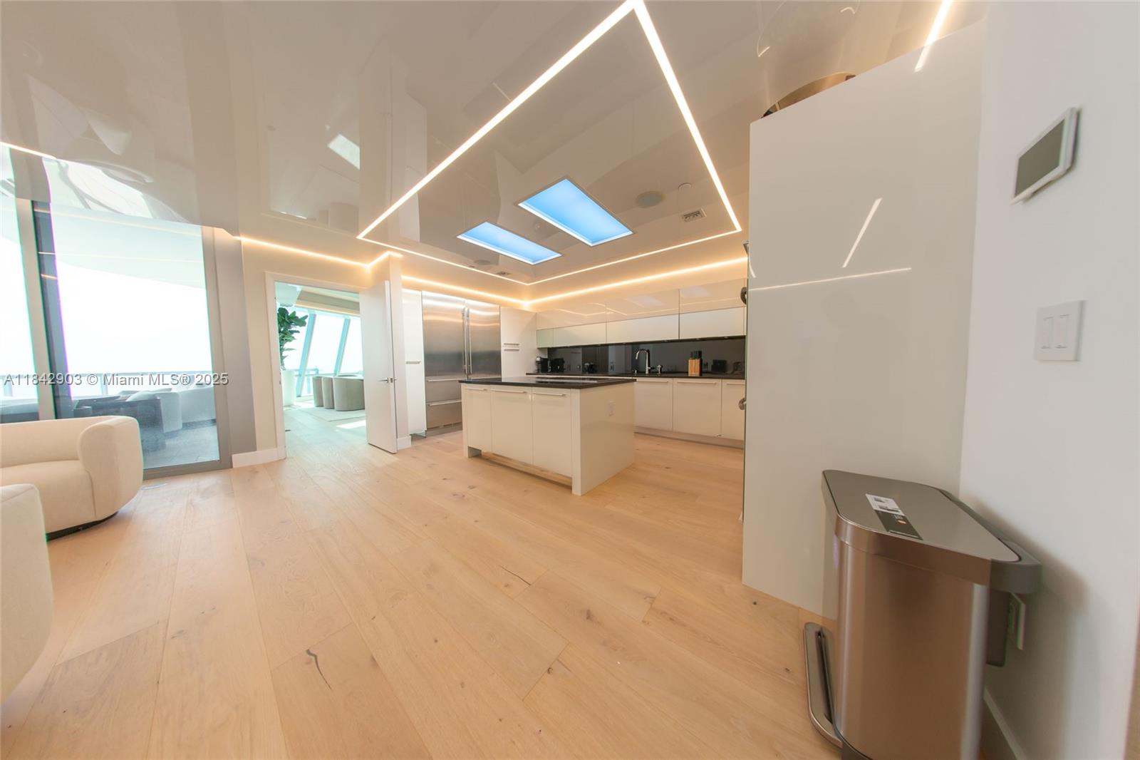 17121 Collins Ave # 4803