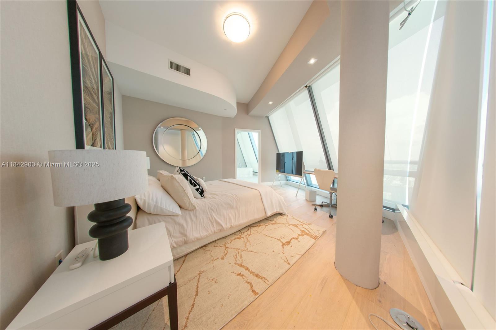 17121 Collins Ave # 4803