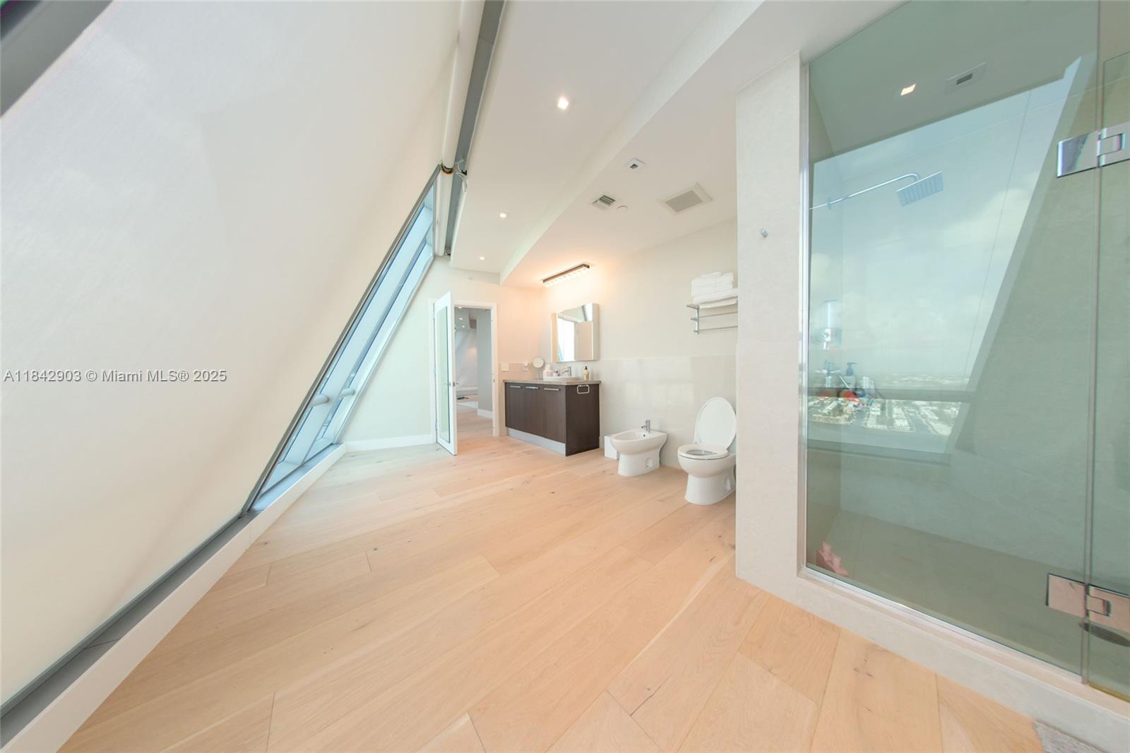 17121 Collins Ave # 4803