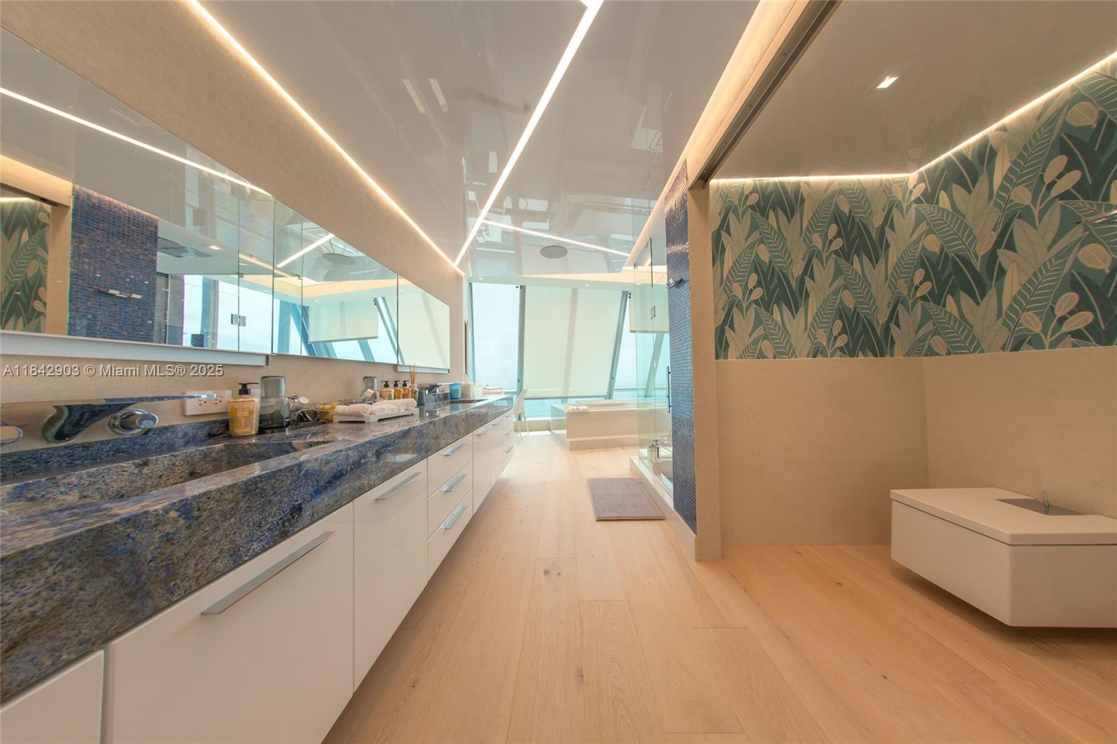 17121 Collins Ave # 4803