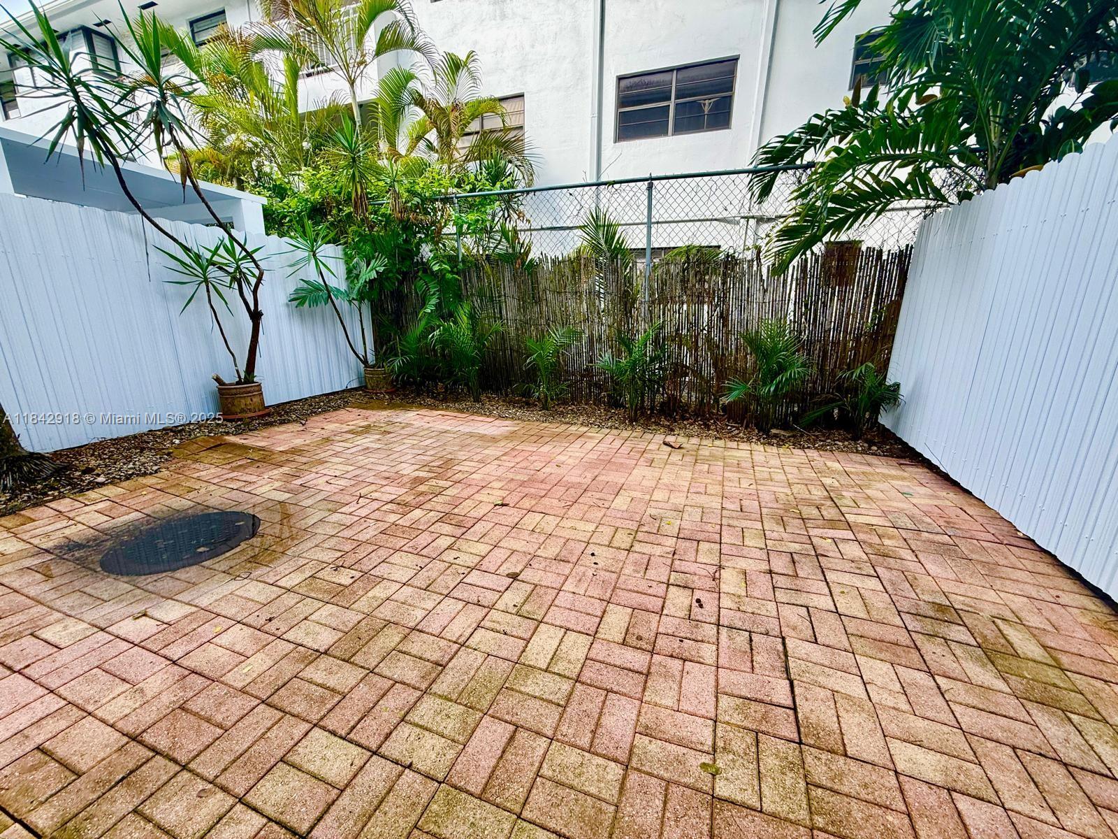 2539 S Bayshore Dr Unit: 226AR