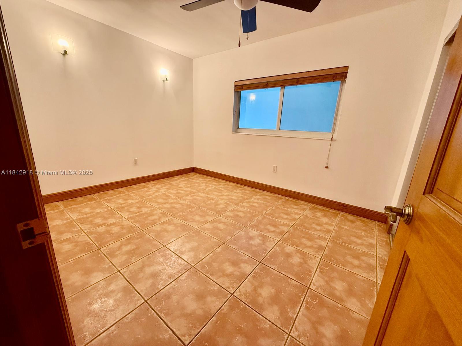 2539 S Bayshore Dr Unit: 226AR