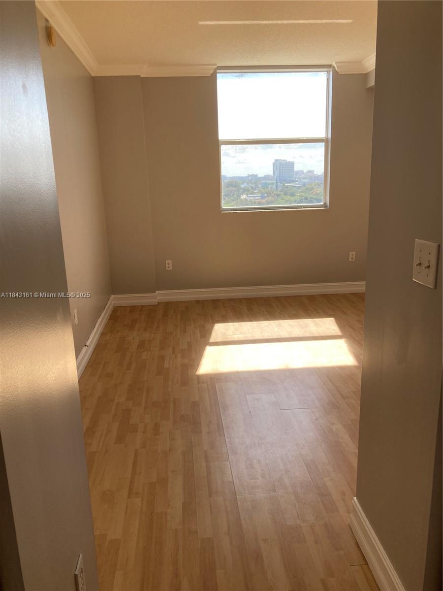 1 Glen Royal Pkwy # 1007