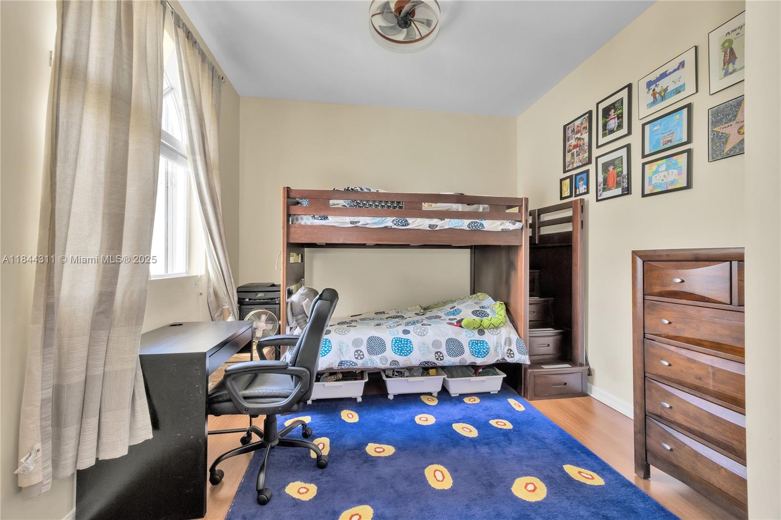 2850 Coconut Ave # 15