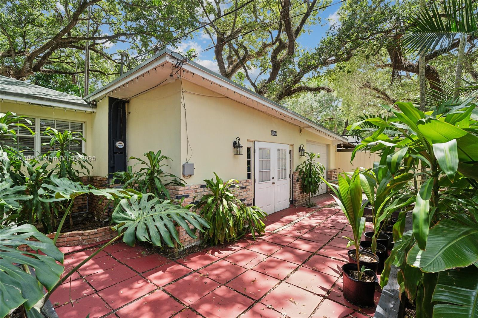 4160 Lybyer Ave (IN LAW QUARTERS) Unit: -