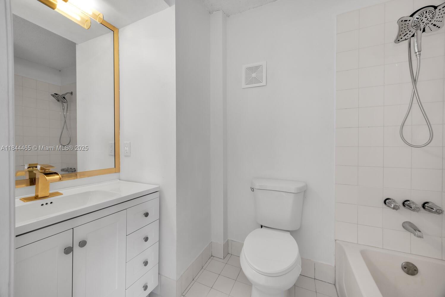 390 NW 86th Ct # 803