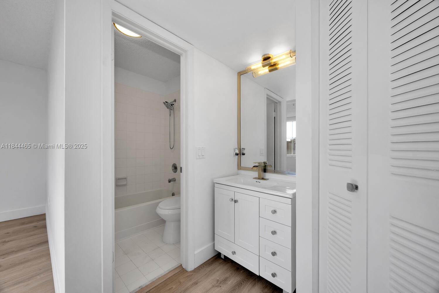 390 NW 86th Ct # 803