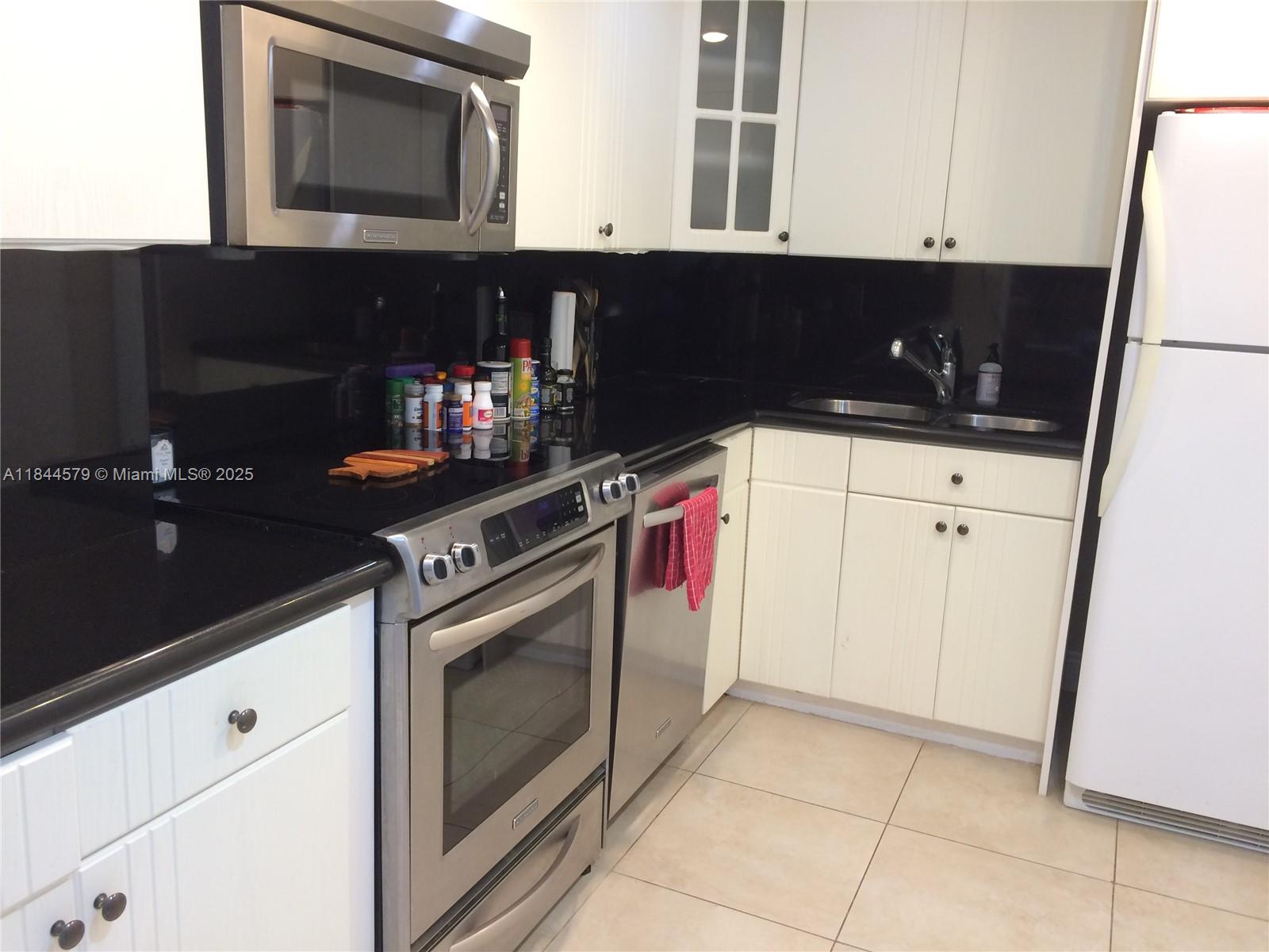 145 SE 25th Rd # 301