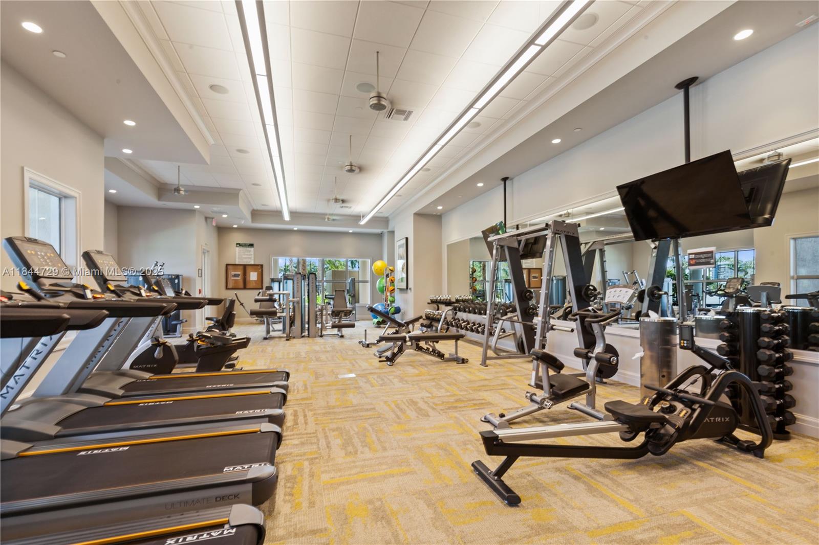 4950 Eucalyptus Dr # 4