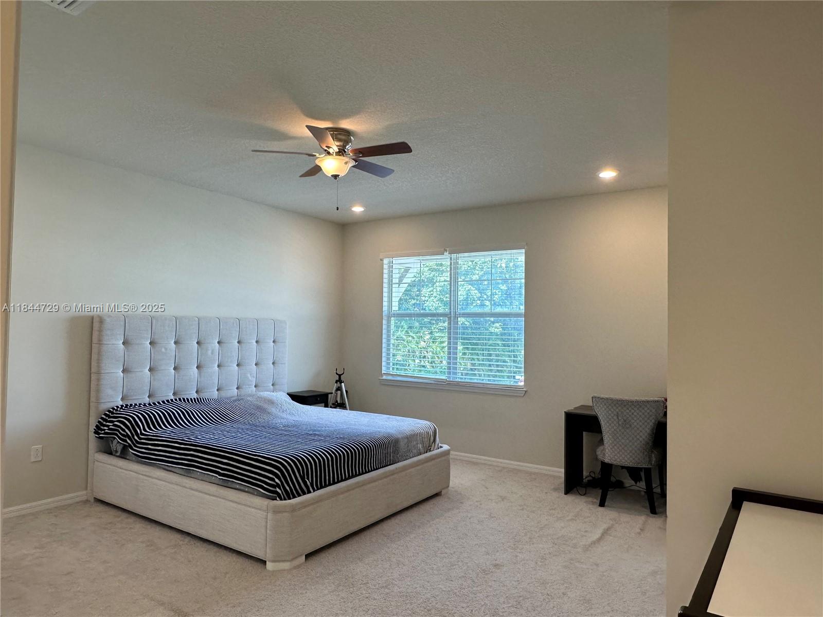 4950 Eucalyptus Dr # 4