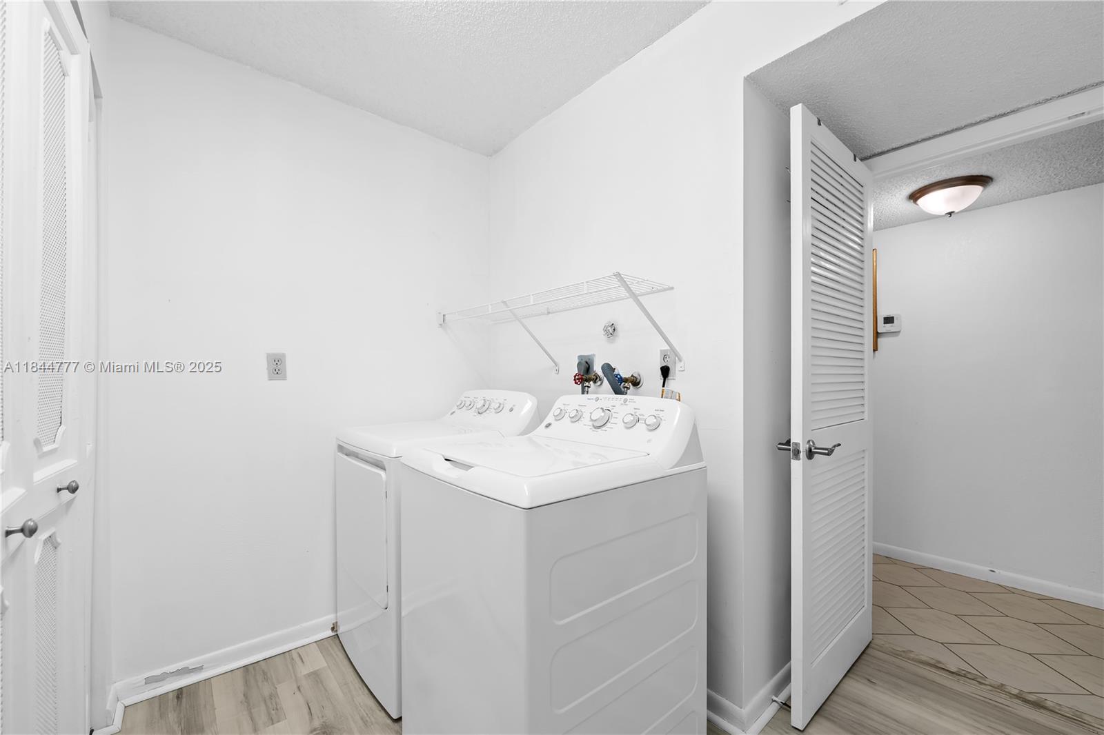 4970 E Sabal Palm Blvd # 309