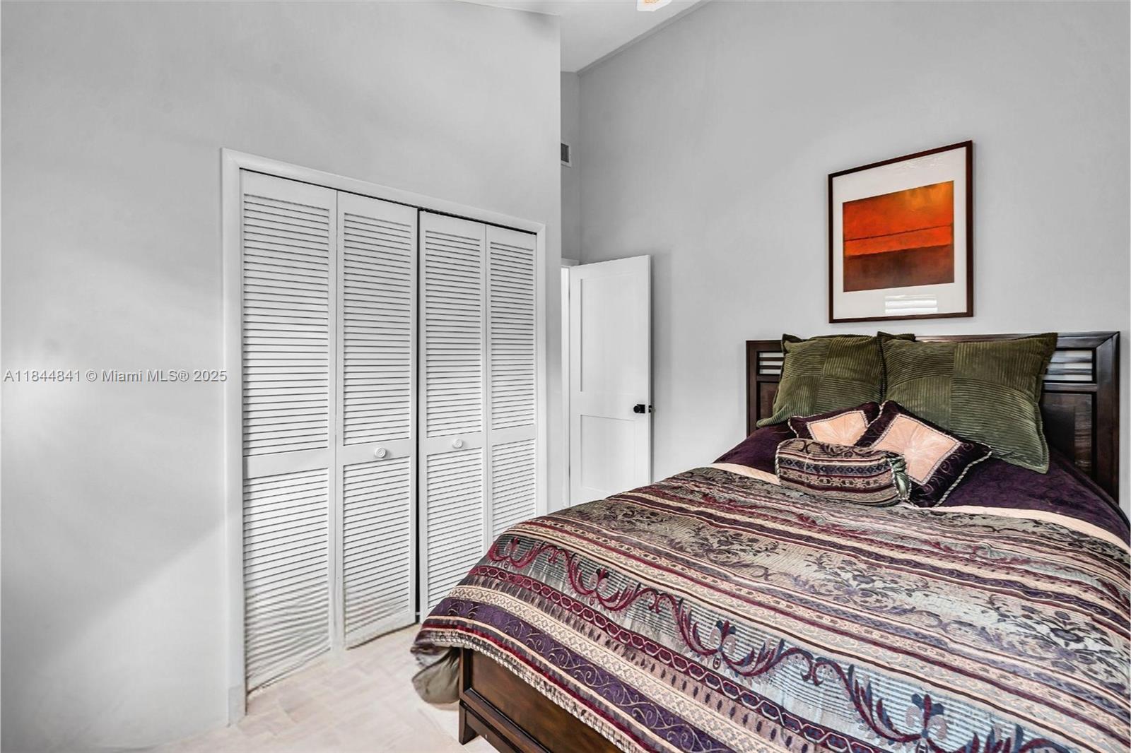2516 San Domingo St