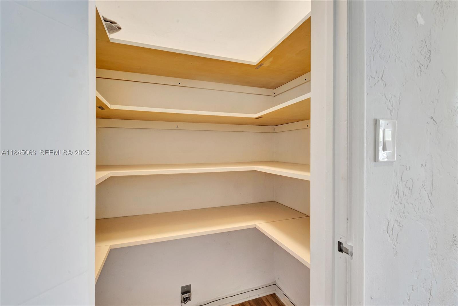 517 S 19th Ave # 517