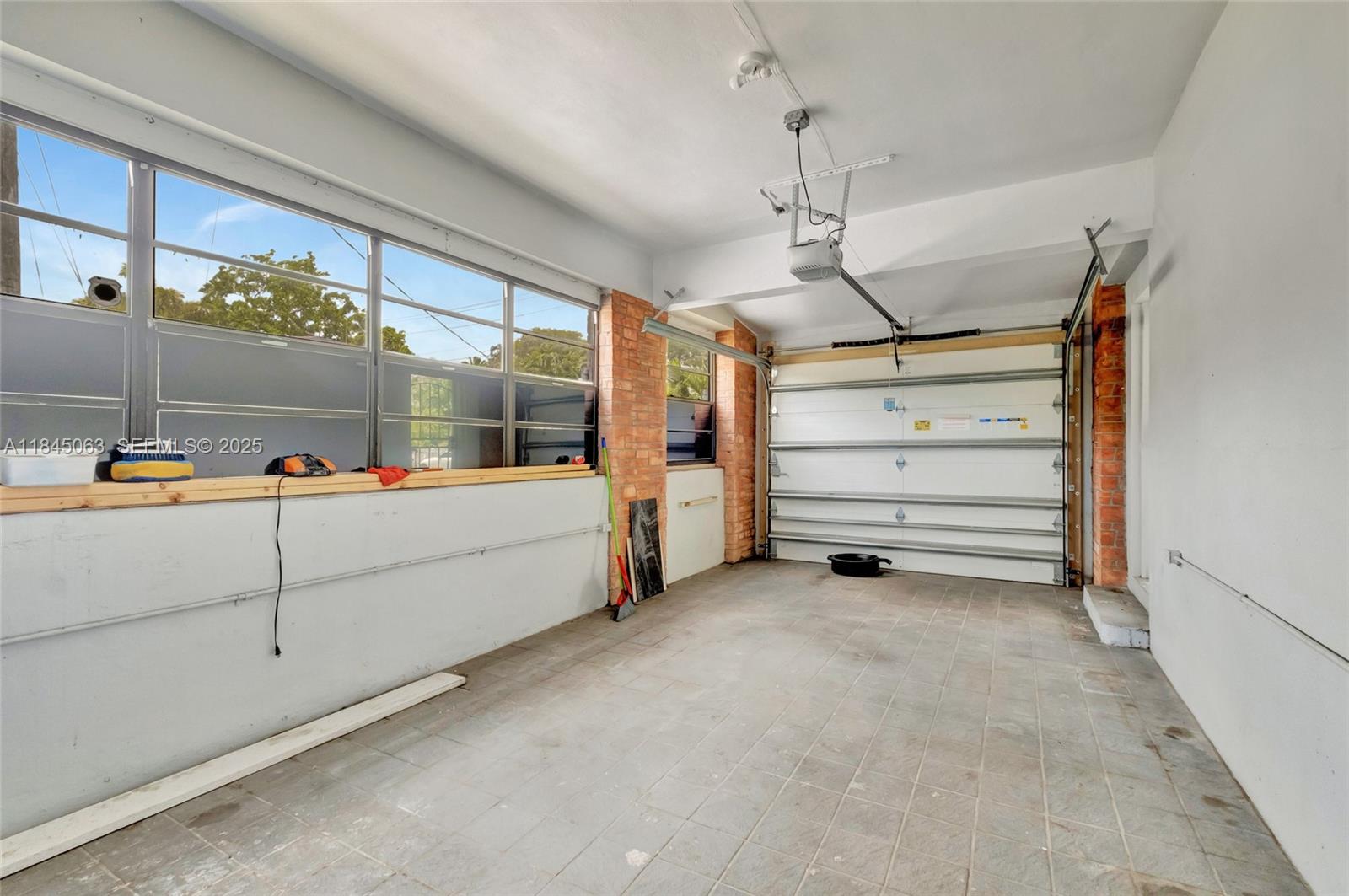 517 S 19th Ave # 517