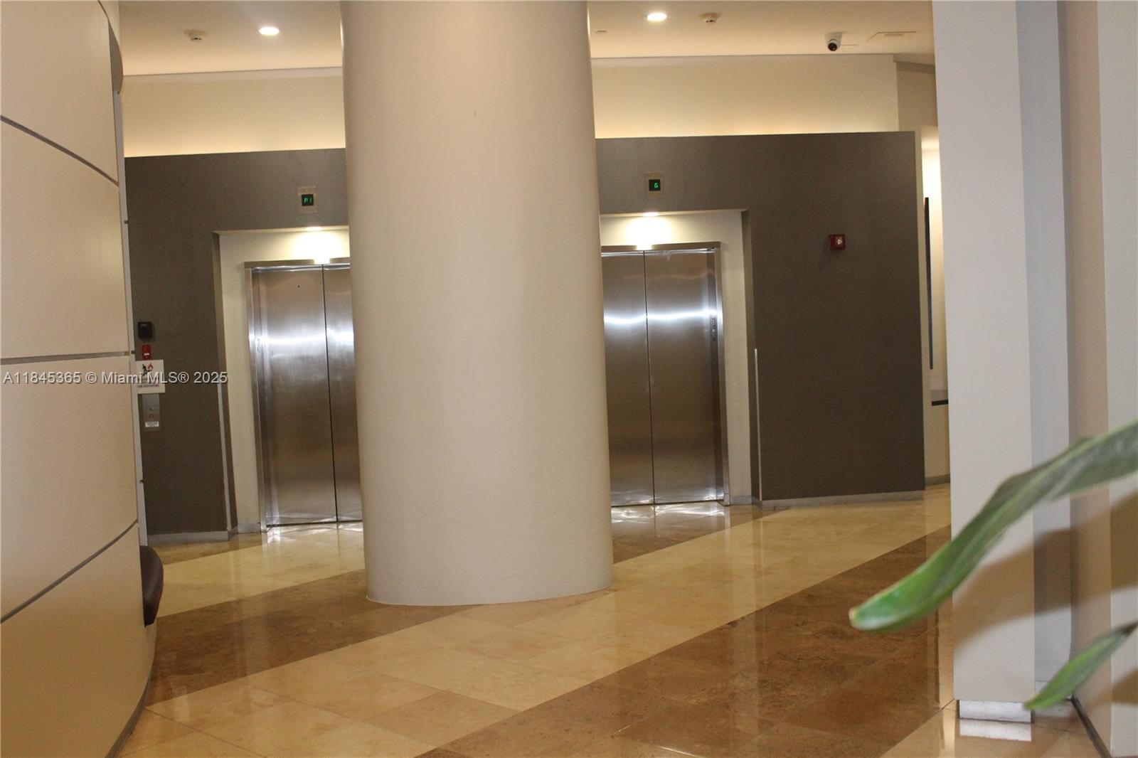 9055 SW 73rd Ct # 1207