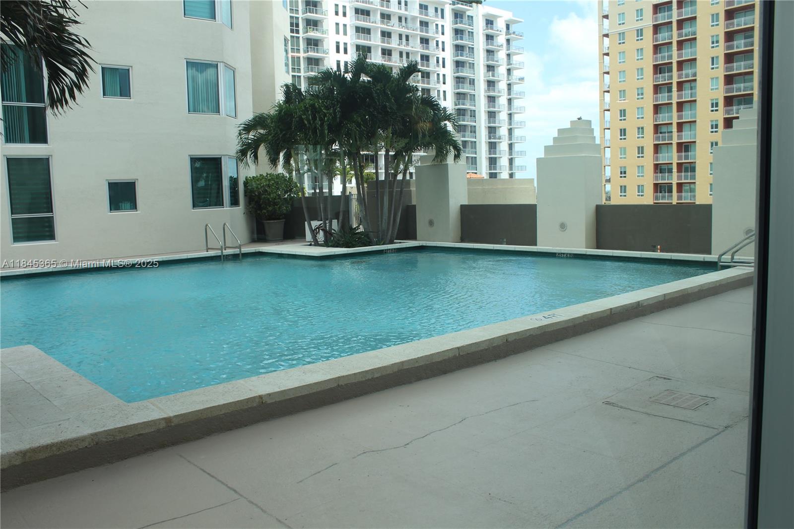 9055 SW 73rd Ct # 1207