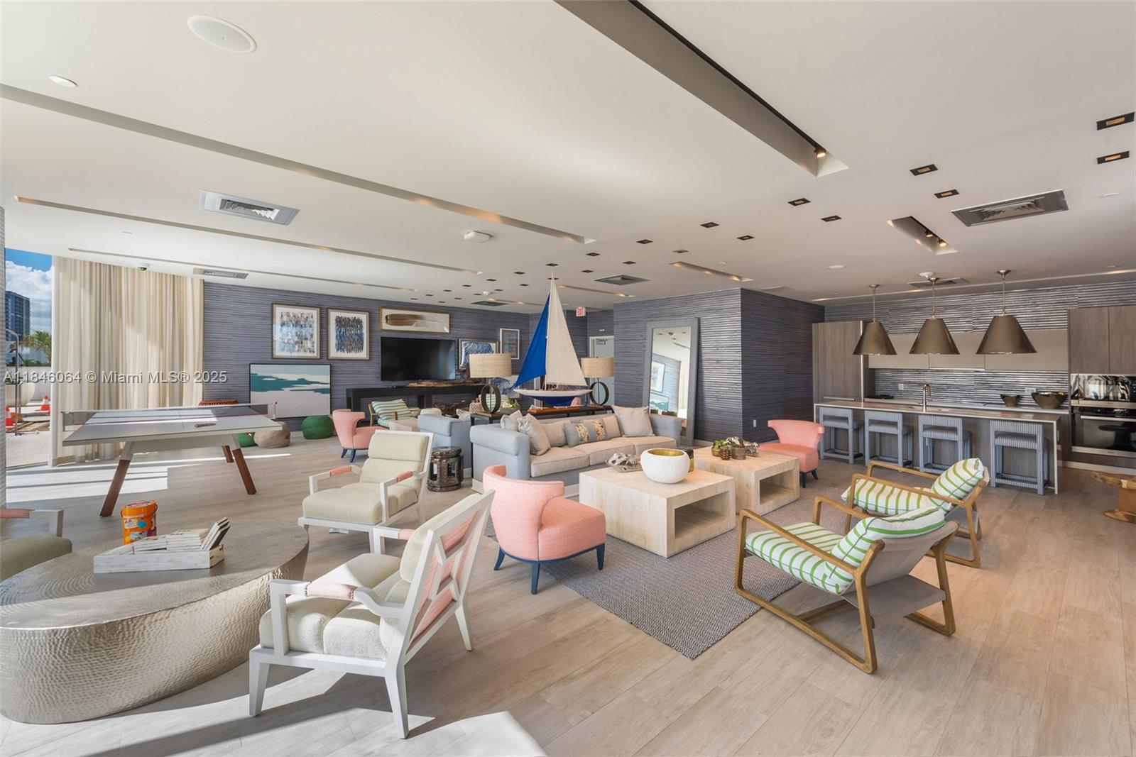 2900 NE 7th Ave # 3903