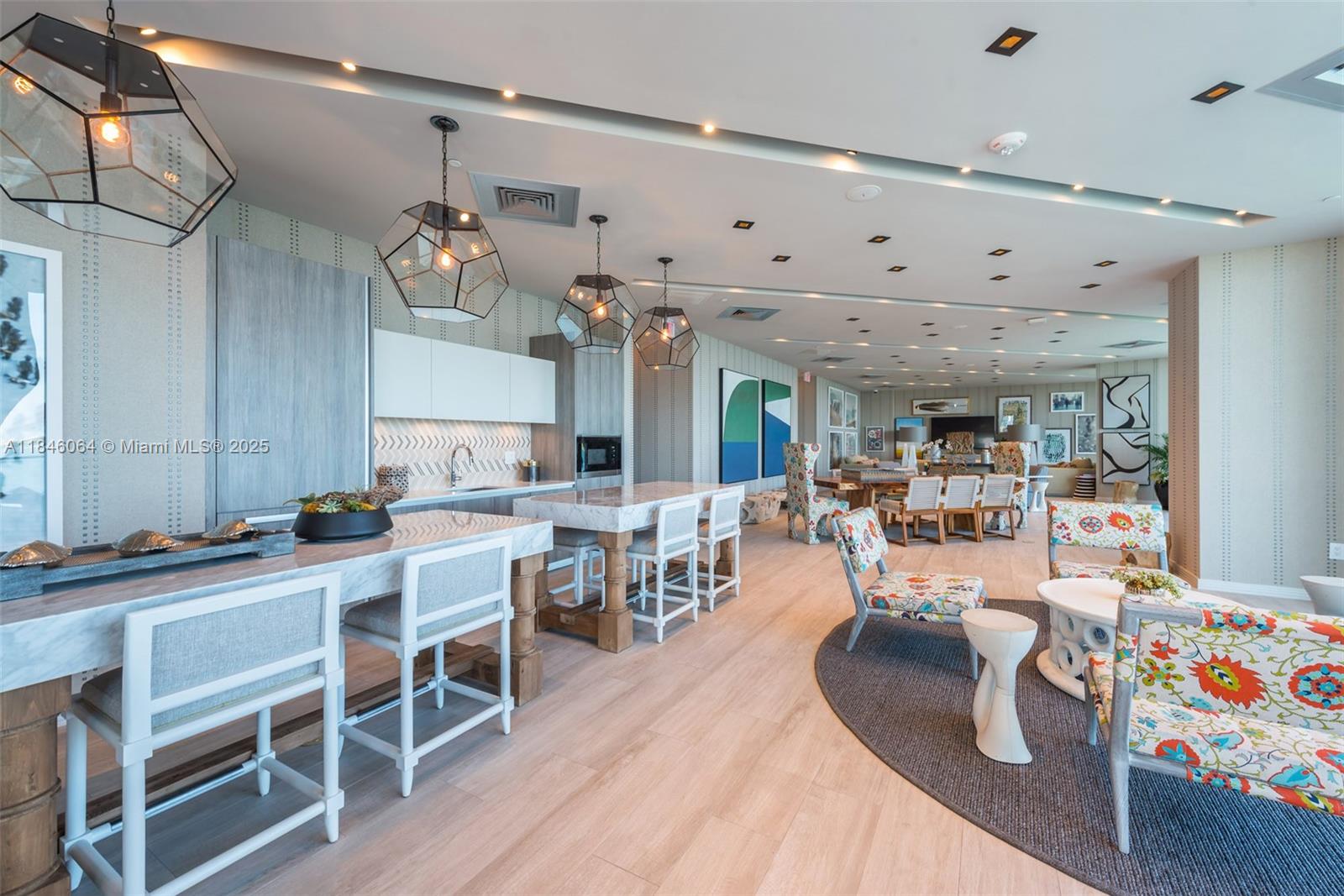 2900 NE 7th Ave # 3903