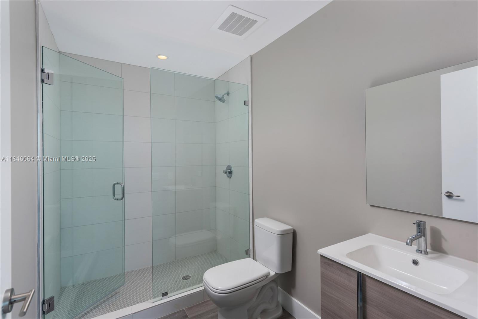 2900 NE 7th Ave # 3903