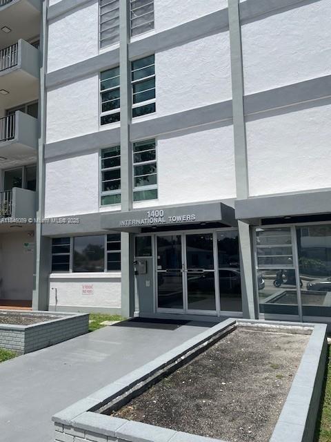 1400 SW 27th Ave # 203