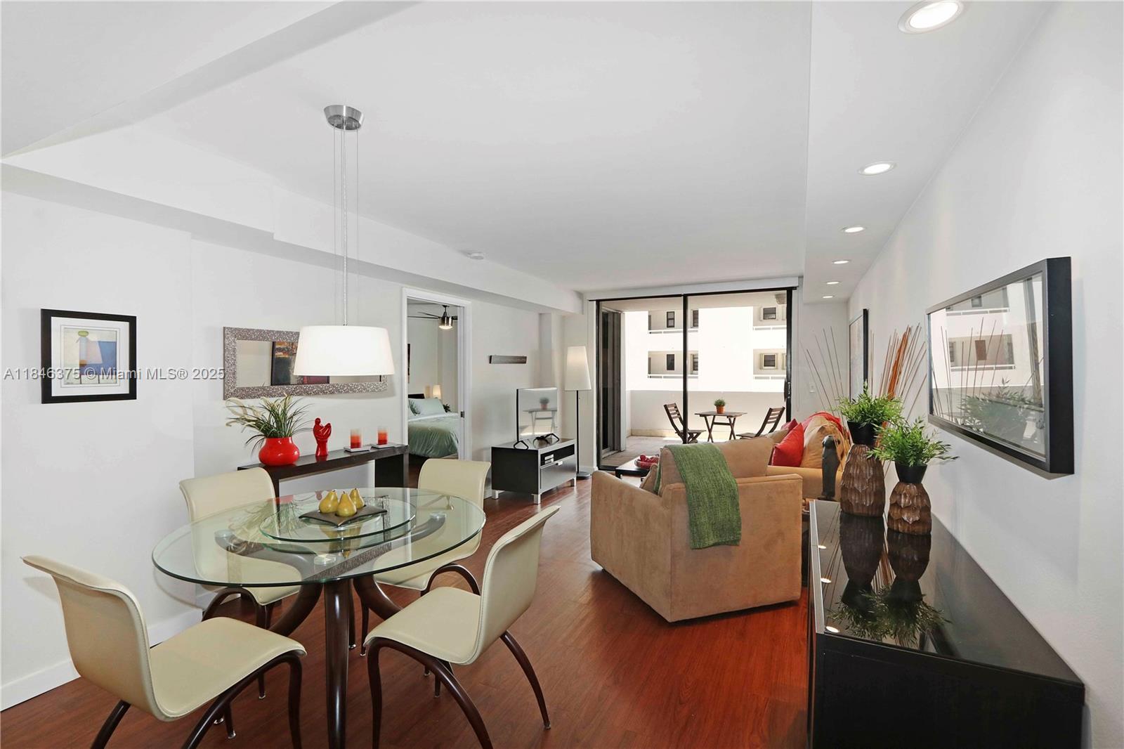 6830 Indian Creek Dr # 1B